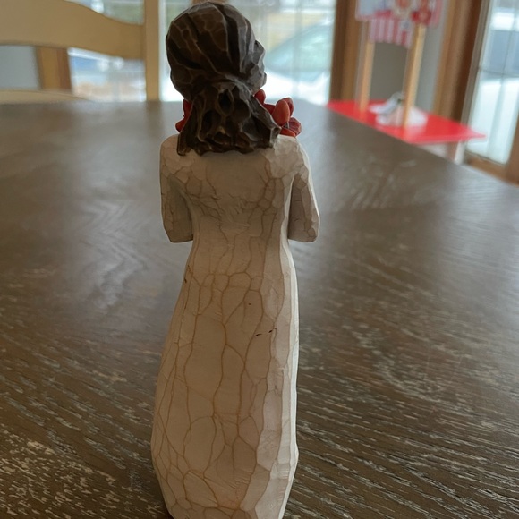 Willow Tree Surrounded by Love Figurine - Picture 2 of 3